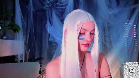 Stacy online show from November 15, 9:38 pm