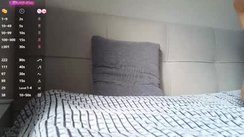 Snapshot of gimbobar chatting on October 3, 6:21 am Becky and Andy online show from October 3, 6:21 am