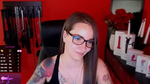 Snapshot of gina_hotlick chatting on February 1, 5:26 pm gina_hotlick online show from February 1, 5:26 pm