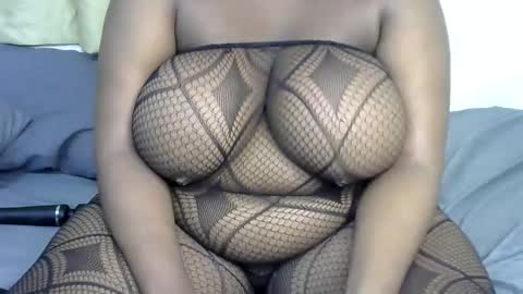 ginger_babes1 online show from December 2, 3:21 pm