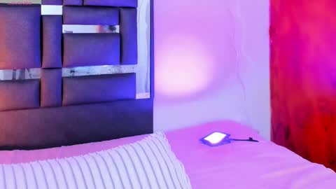 gio_gray online show from November 26, 12:35 pm