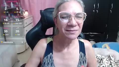 Mary online show from October 30, 4:02 am