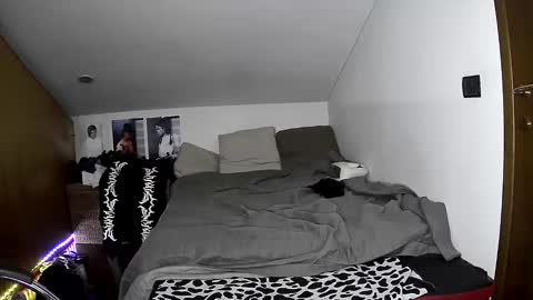 Snapshot of giovyyx chatting on February 25, 8:21 pm giovyyx online show from February 25, 8:21 pm