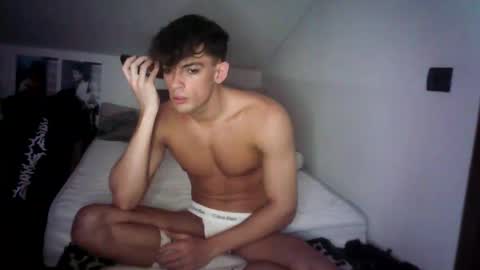 Snapshot of giovyyx chatting on February 16, 11:16 pm giovyyx online show from February 16, 11:16 pm