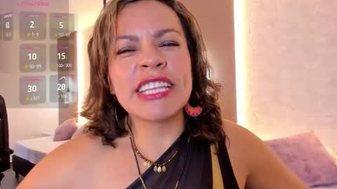 Snapshot of gipsela_gomez chatting on September 17, 8:01 pm G I S E P L A online show from September 17, 8:01 pm