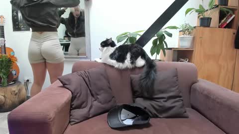 girasol1921 online show from January 20, 7:35 pm