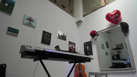 girasol1921 online show from January 8, 10:27 pm