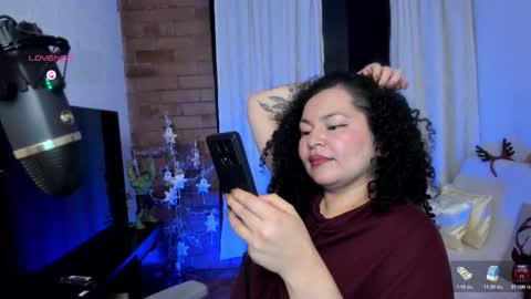 girl_inline online show from December 17, 1:23 am