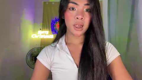 queen ronna online show from December 14, 11:38 am