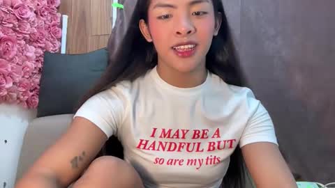 Snapshot of girlcock_dominantfucker chatting on October 12, 7:23 am queen ronna online show from October 12, 7:23 am