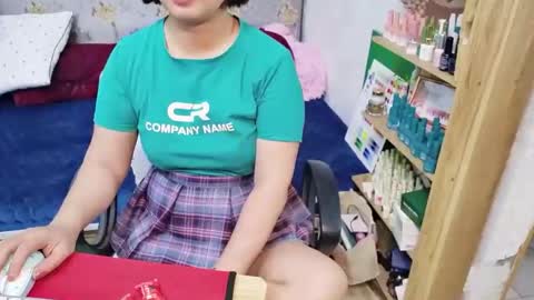 girlhanoi online show from November 23, 2:20 am