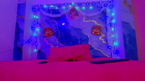 eleanor and celeste online show from December 2, 3:05 am