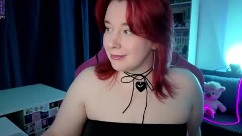 AlexaMillis online show from June 19, 9:54 pm