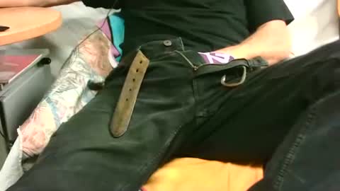 Snapshot of giulio__35 chatting on October 12, 6:39 am giulio__35 online show from October 12, 6:39 am