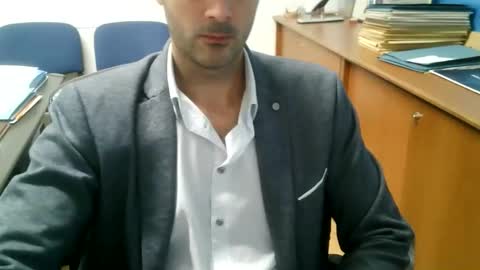 Snapshot of giuseppevai1 chatting on October 20, 5:51 pm giuseppevai1 online show from October 20, 5:51 pm