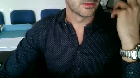 Snapshot of giuseppevai1 chatting on October 2, 10:36 am giuseppevai1 online show from October 2, 10:36 am