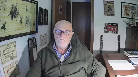 giutomma930394 online show from October 19, 6:01 pm