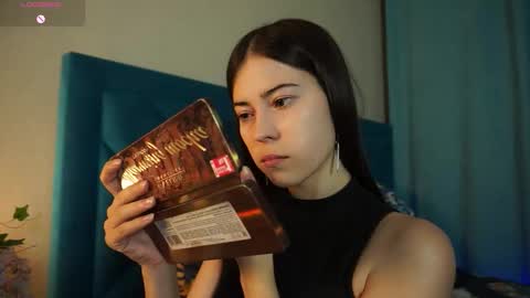 Agness online show from October 10, 1:50 pm