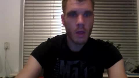 Snapshot of gizmomaster chatting on September 12, 7:49 pm dutch rave guy c2c dutch online show from September 12, 7:49 pm
