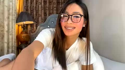 gleiahong online show from March 27, 9:10 am