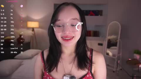 Sandra  online show from February 8, 5:16 pm