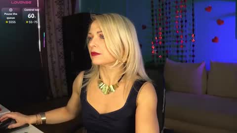 Gloria online show from February 17, 10:47 am