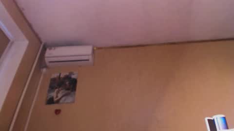 Gloria online show from March 19, 1:49 pm