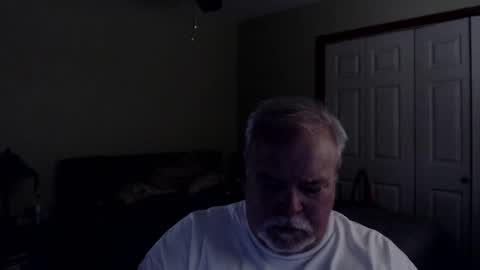 gmctruckguy online show from November 15, 6:53 pm