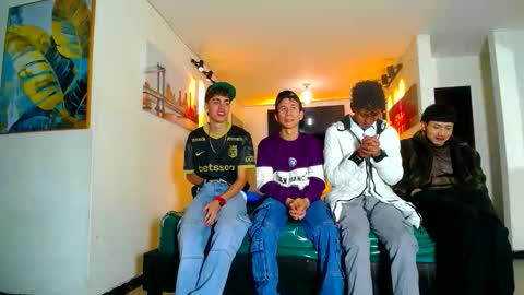 THOMAS AND DAMIAND online show from June 3, 12:41 pm