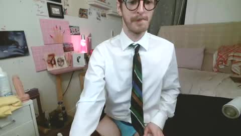 gnickname online show from June 25, 5:12 am