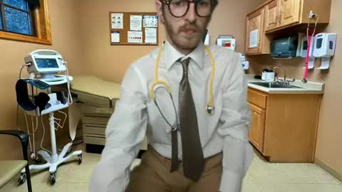 gnickname online show from June 14, 7:43 am
