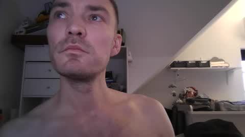 Snapshot of gnusmas4you chatting on January 25, 9:15 am Gnusmas4you online show from January 25, 9:15 am