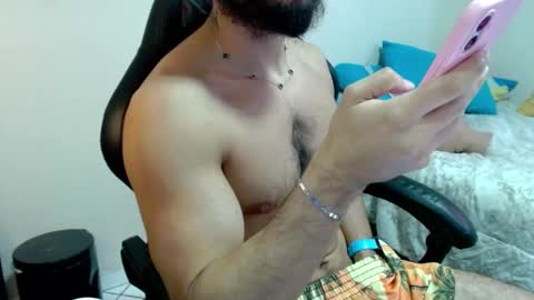 god hunkules online show from February 10, 7:17 pm