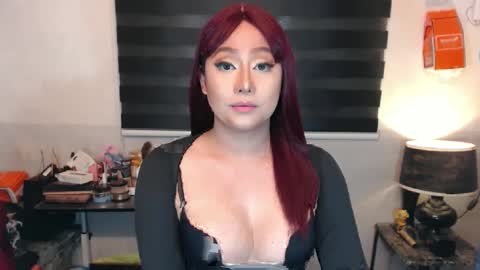 GodDamnGorgeous online show from December 21, 9:55 am