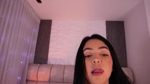 goddess_eli77 online show from March 17, 3:00 am