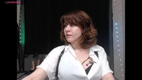 Snapshot of goddess_orsa chatting on February 3, 6:49 pm Orsa online show from February 3, 6:49 pm