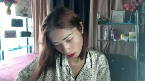 goddess_queen25 online show from June 22, 5:04 am