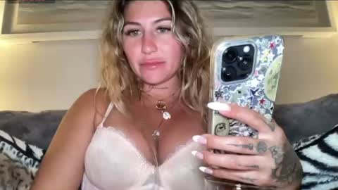 GoddessDove online show from August 5, 1:57 am
