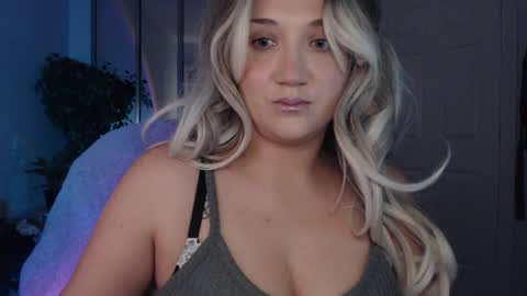 Goddess Emmy online show from May 24, 4:20 am