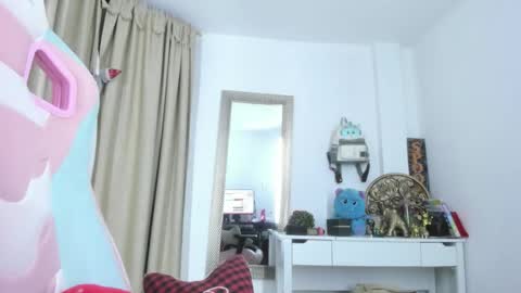 Goddess Jessica and slave Roger online show from December 4, 5:29 am