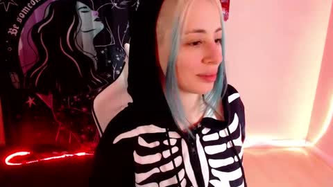 Goddess Lilith  - 111 tks to PM online show from January 4, 7:55 am