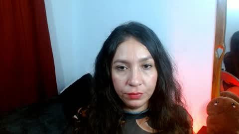 Snapshot of goddessnahi chatting on February 25, 8:25 am Naih Reyes online show from February 25, 8:25 am