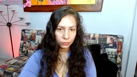 Snapshot of goddessnahi chatting on September 30, 6:35 am Naih Reyes online show from September 30, 6:35 am