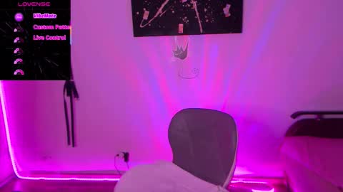 Goddess Nyx online show from October 9, 1:00 am