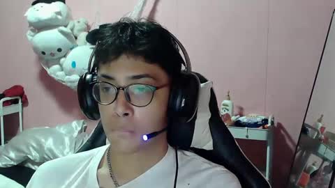 godhyun online show from January 13, 7:43 am