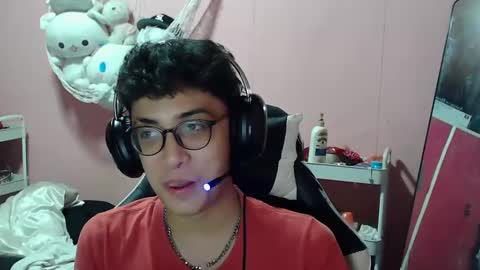 godhyun online show from December 18, 9:25 am