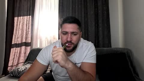 gold_alpha_boy online show from November 24, 9:52 am