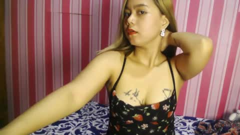 goldaveronn online show from December 16, 5:06 am