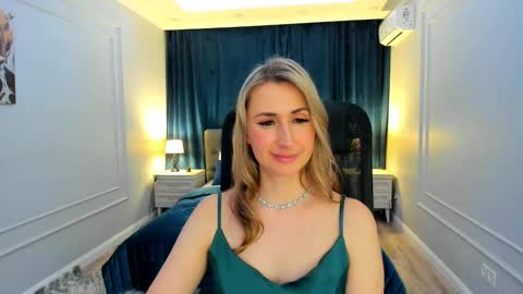 Snapshot of goldenlighte chatting on February 18, 6:58 pm Olivia online show from February 18, 6:58 pm