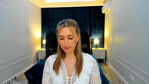 Snapshot of goldenlighte chatting on February 20, 3:34 am Olivia online show from February 20, 3:34 am